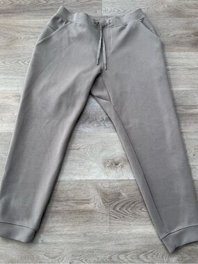 Lululemon Smooth Spacer Jogger Downtown Tan Men Size Large 28” Inseam